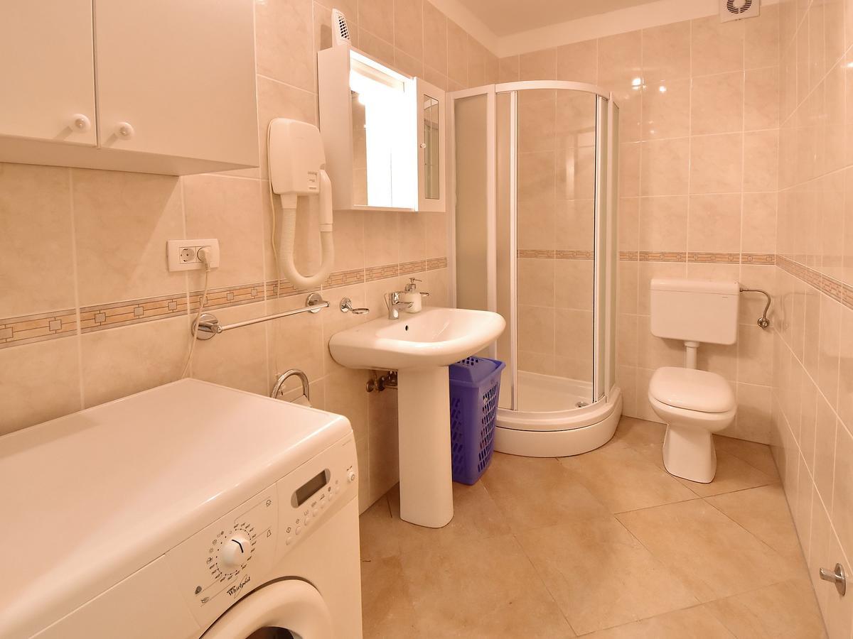Apartment Laurus-3 By Interhome Lovran Εξωτερικό φωτογραφία